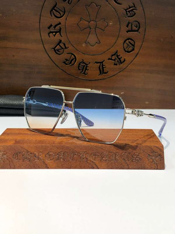 Picture of Chrome Hearts Sunglasses _SKUfw52080512fw